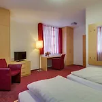 Panorama Hotel 3*