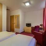 Panorama Hotel 3*