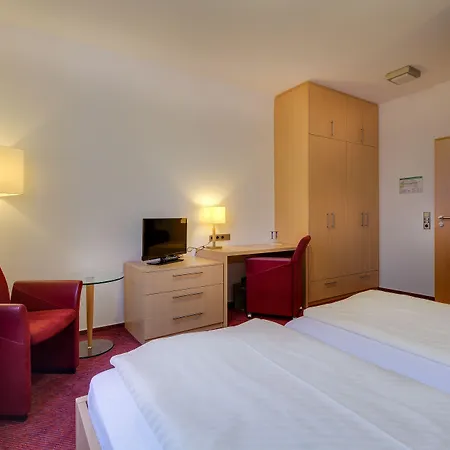 Panorama Hotel 3*