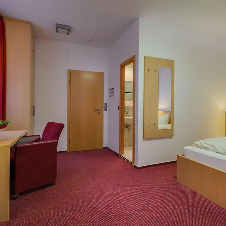 Panorama Hotel 3*